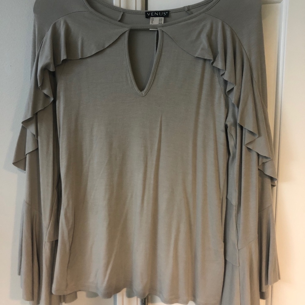 VENUS TOP